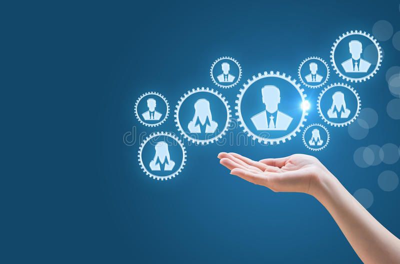 كيف يساعد نظام الموارد البشرية في تحسين تجربة الموظف داخل شركتك؟